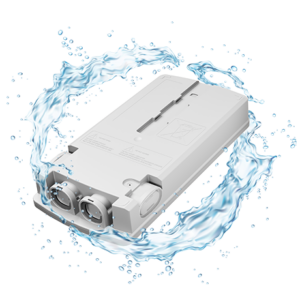 LINAK BA22 Li-Ion battery with water around it